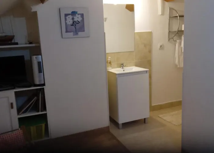 Adrian 아파트 Sabardes